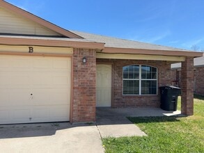 Building Photo - 5304 Lauren Lea Dr