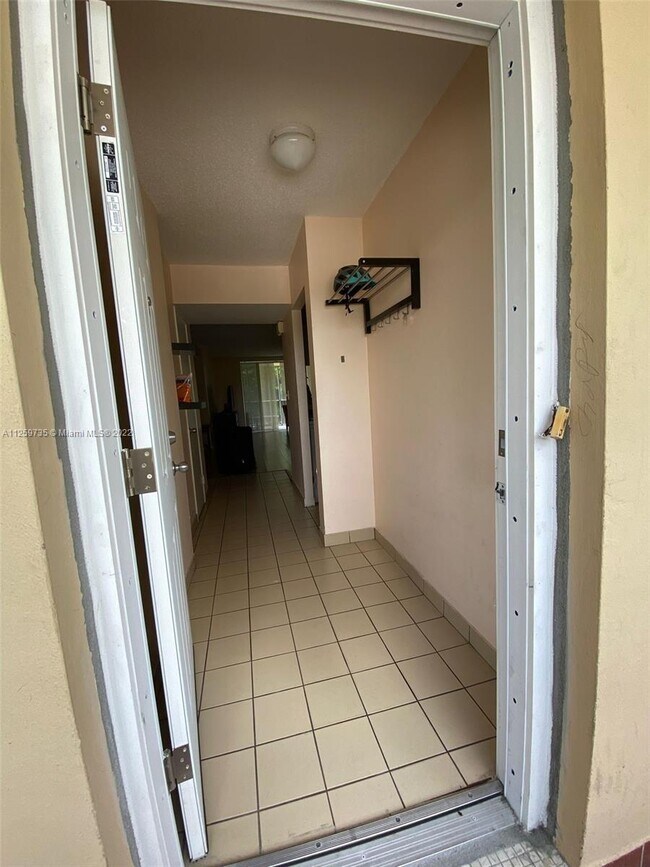 1750 NE 191st St Unit 3122, Miami, FL 33179 Apartment for Rent in