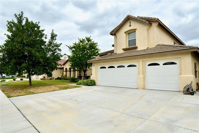 Foto principal - 7442 Cobble Creek Dr
