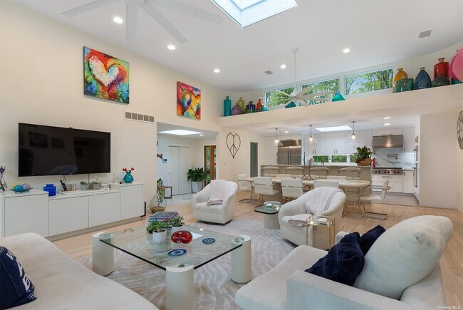 Foto del edificio - 15 Blueberry Ln