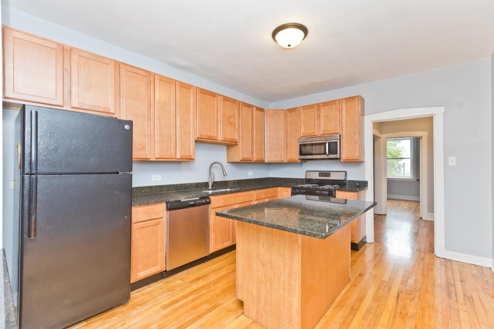 2 bedroom in Chicago IL 60630 Condo for Rent in Chicago, IL