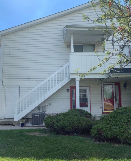 7 Red Barn Rd, Matteson, IL 60443 Townhome Rentals in Matteson IL