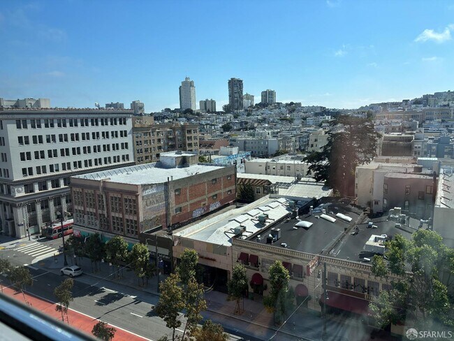 Foto del edificio - 1800 Washington St