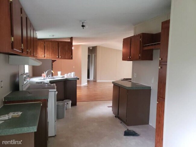 Foto del edificio - 3 br, 2 bath Mobile Home - 123 Woodyville Rd