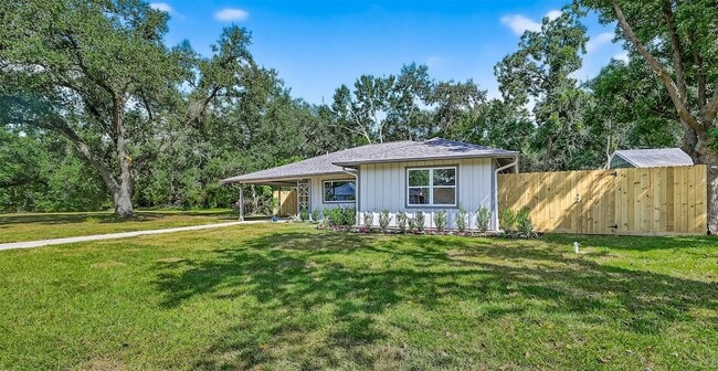 Foto del edificio - 4030 Woodshire St