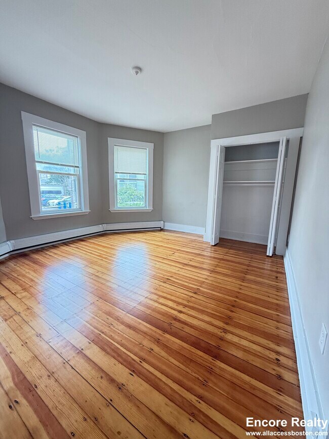 Foto del edificio - 6 Bowdoin Park