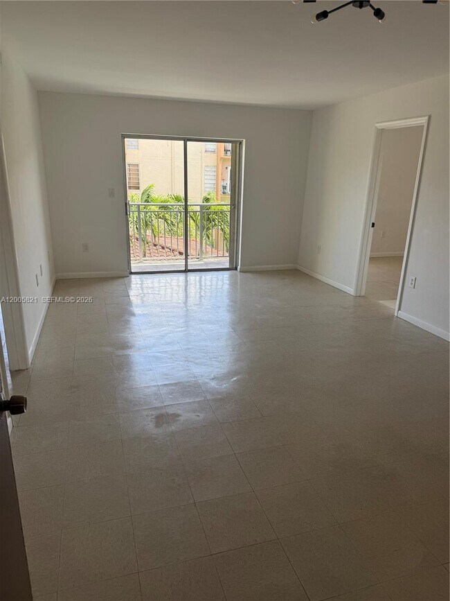 Foto del edificio - 4845 NW 7th St