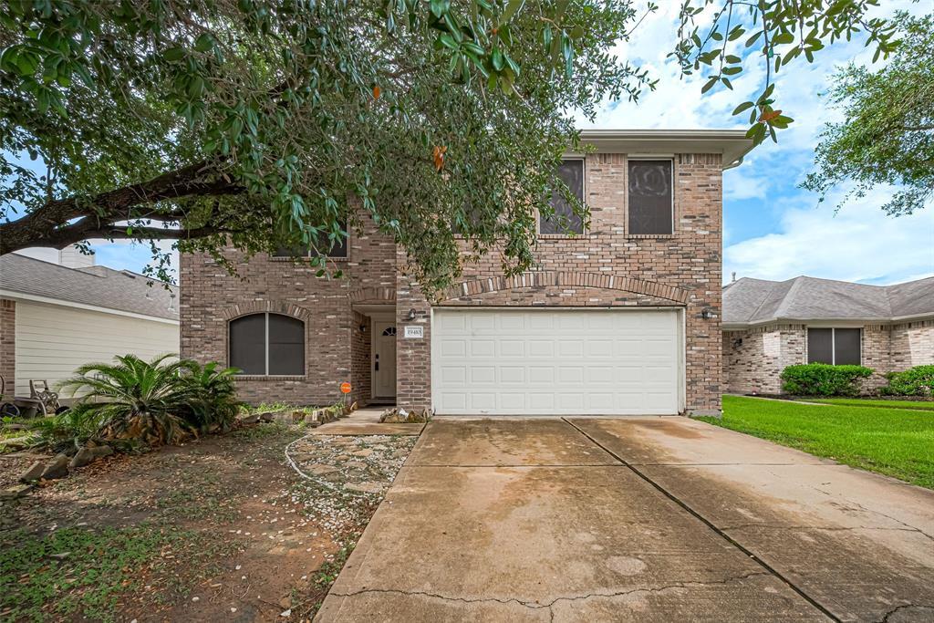 Foto principal - 19410 Rum River Ct