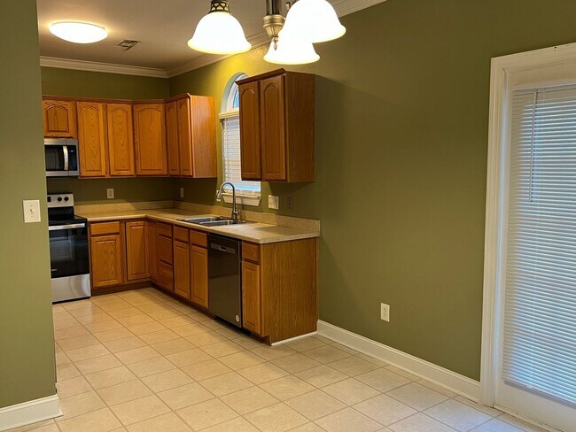 Foto del edificio - 3 Bedroom single family home in Indian Trail