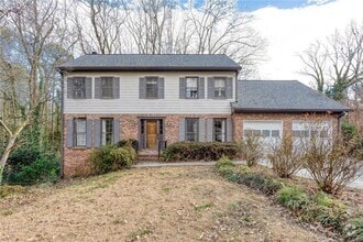 Building Photo - 1049 Seven Springs Cir NE