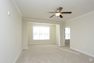 Interior Photo - Dilworth