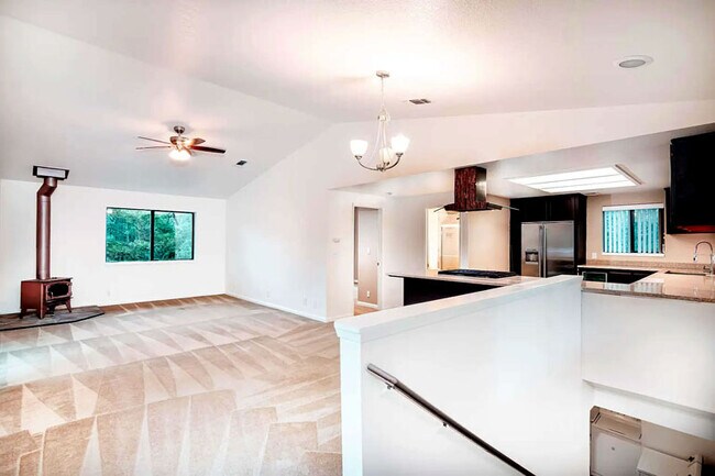 Foto del edificio - 6571 Summerhill Rd