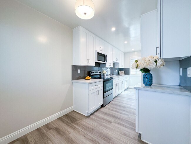 Foto del edificio - The Broadway Apartments
