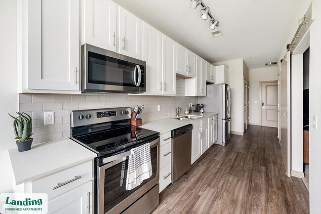 Foto del edificio - 151 E Blount Ave