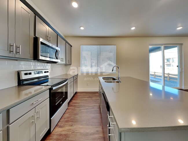 Building Photo - 3946 Wyedale Way