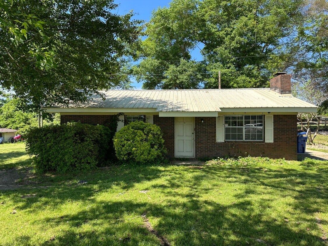 Primary Photo - 49 Winterhawk Dr