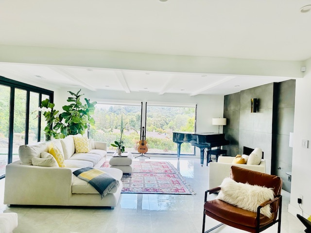 Building Photo - 22421 Mulholland Dr