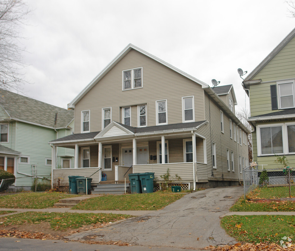 Building Photo - 26-28 Austin St