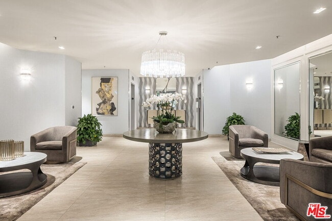 Foto del edificio - 2122 Century Park Ln