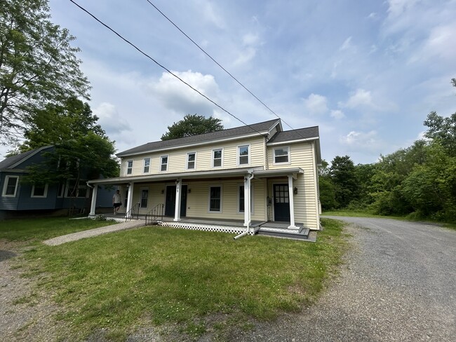 Building Photo - 39 Main St