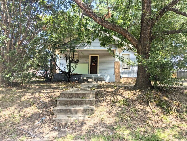 Foto del edificio - Home for rent -Coming Soon!