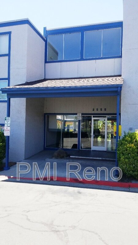 Foto del edificio - 2555 Clear Acre Ln