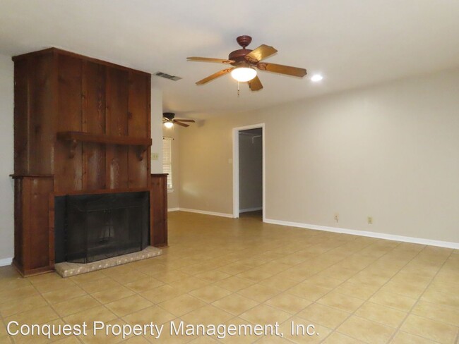 Building Photo - 3 br, 1.5 bath House - 417 Rainbow Dr.