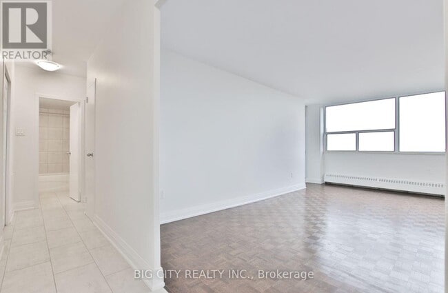 Photo du bâtiment - 185 Shaughnessy Blvd