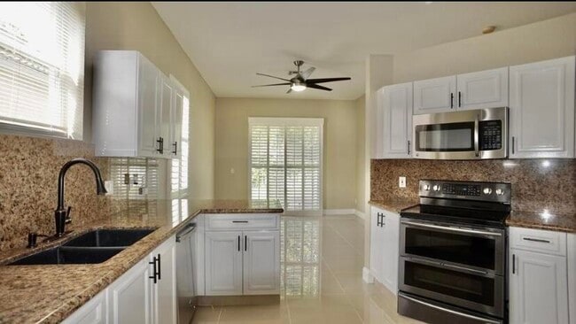 Building Photo - 145 Prestige Dr