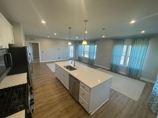 Building Photo - 4100 Maze Runner Dr #405, Midlothian, VA 2...