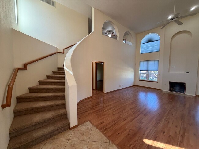 Foto del edificio - 9600 Allande Rd NE