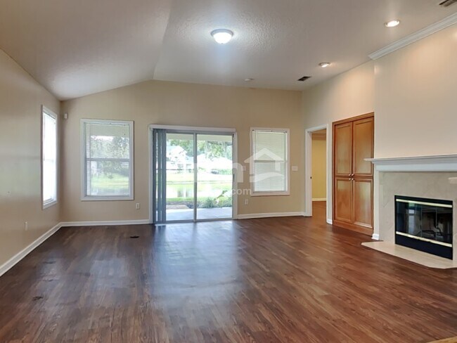 Building Photo - 13839 Victoria Lakes Drive