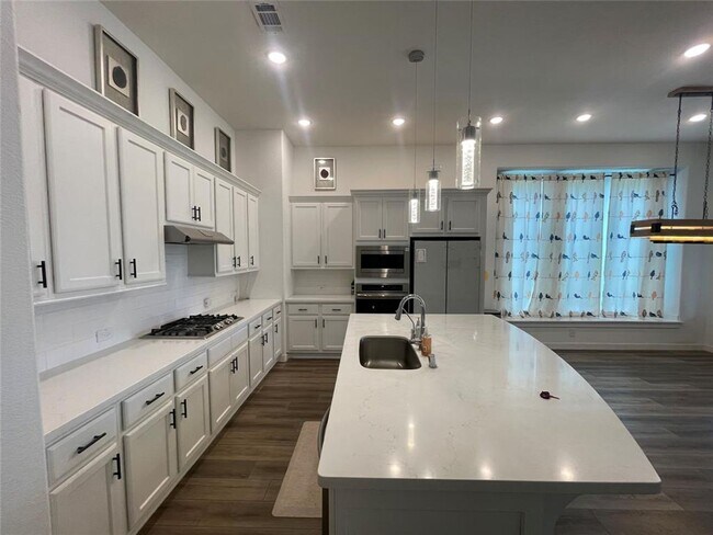 Foto del edificio - Cane Island - 4bed 3bath covered patio for...