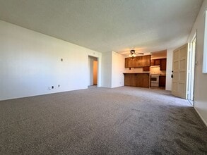 Building Photo - 2622 Victoria Ave