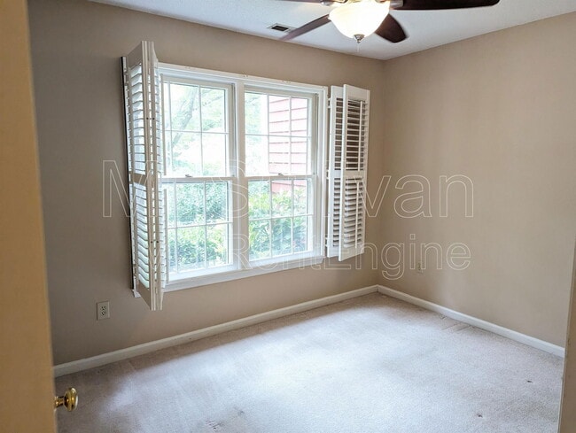 Building Photo - 118 Timber Ridge Dr