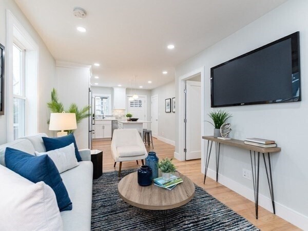 Foto del edificio - 70 Moreland St