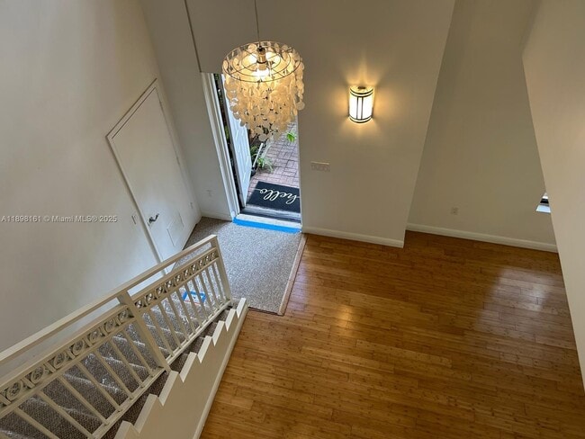 Foto del edificio - 888 Douglas Rd