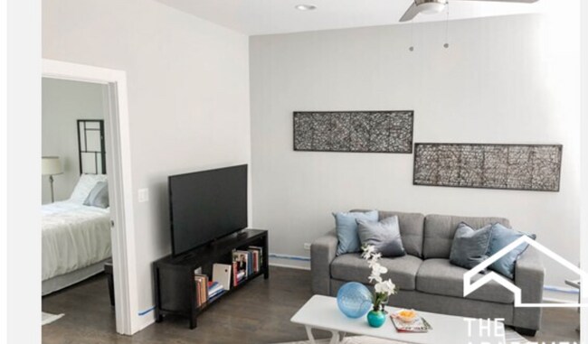 Foto del edificio - 2626 N Rockwell St