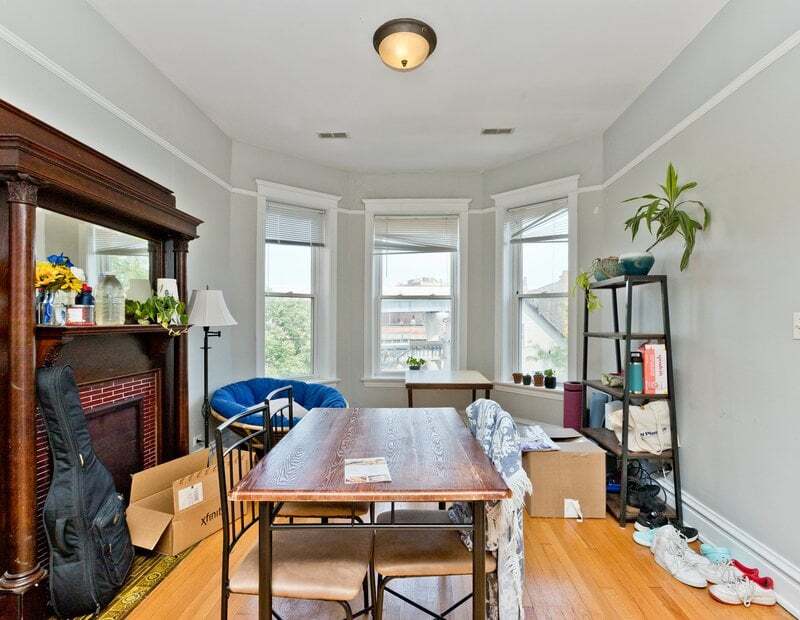 3350 N Sheffield Ave Unit 03, Chicago, IL 60657 3350 N Sheffield Ave