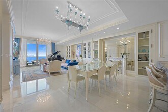 Building Photo - 17901 Collins Ave
