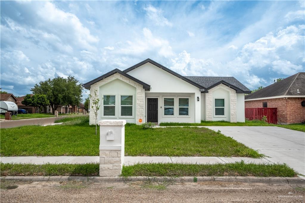 Foto principal - 309 Lilly Dr