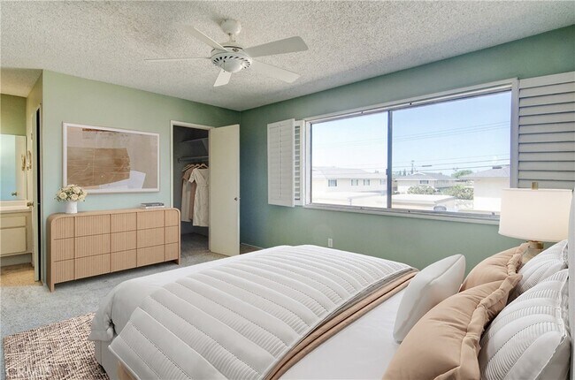 Foto del edificio - 12041 Stonegate Ln