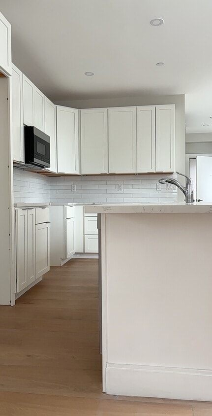 Photo - 44 Bromfield St
