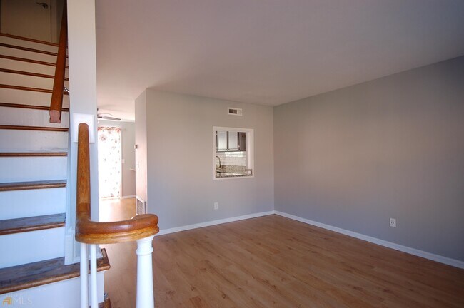 Foto del edificio - 3087 Colonial Way