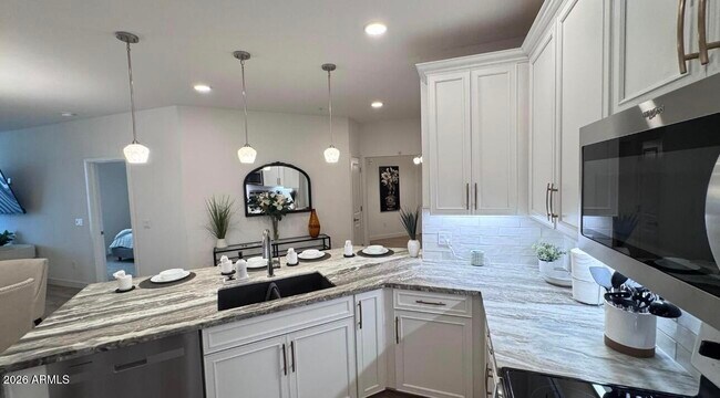 Foto del edificio - 2511 W Queen Creek Rd