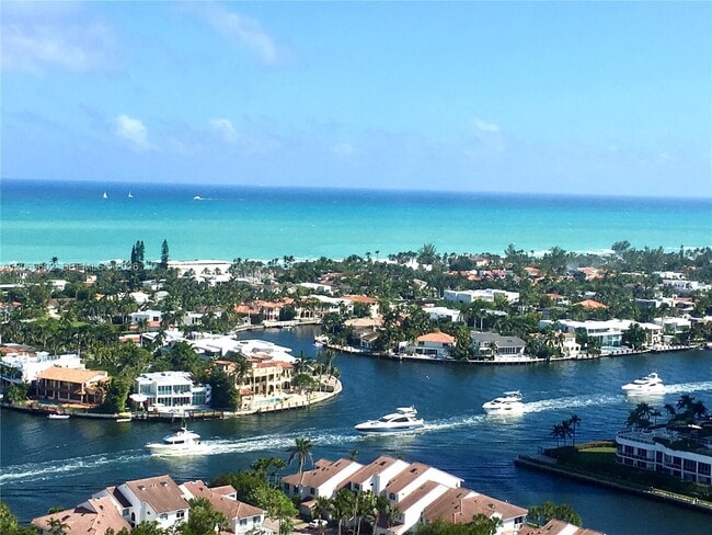 Building Photo - 21055 Yacht Club Dr