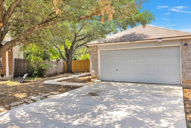 Building Photo - Beautiful Rental home located in NW San An...