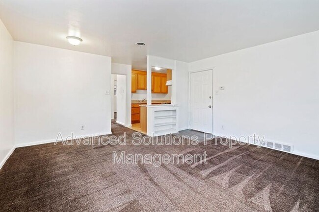 Foto del edificio - 370 E Sherman Ave