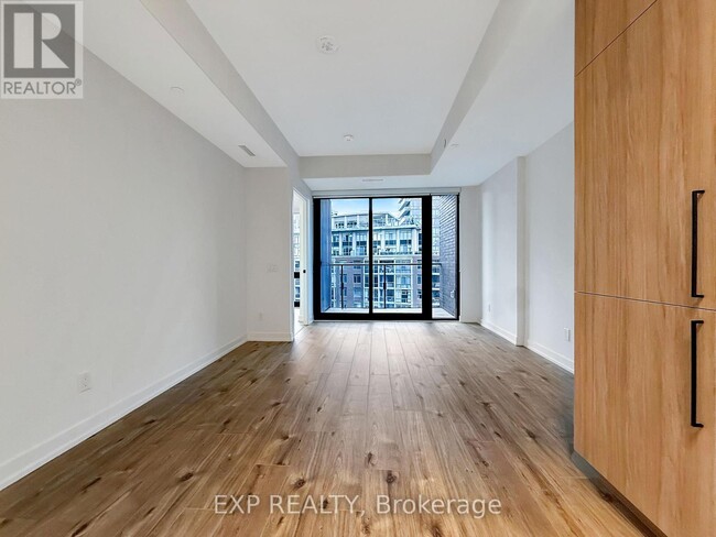 Building Photo - 35 Parliament St