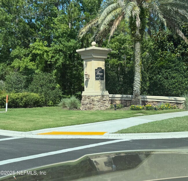 Foto del edificio - 6067 Bartram Village Dr